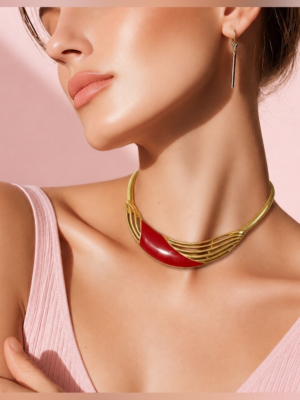 🛍️ Red gold cut out choker necklace jewelry